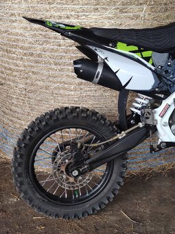 Pitbike YX140 Ultimate Scorpion 17x14 - 8