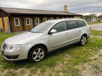 Volkswagen Pasat 1.9 TDI 77 KW r.v.2009 - 8