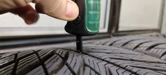 Volvo V90 Cross Country,alu 19',zimní Michelin 9mm - 8