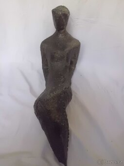 Unikátní Starožitná Kubistická Kovová ART Plastika - ŽENA - 8