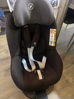 Autosedačka Maxi Cosi se základnou - 8