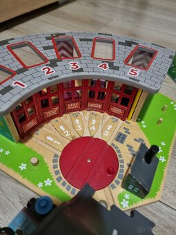 Dřevěné koleje a příslušenství - 8