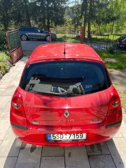 Renault Clio 1.2 - 8