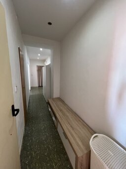 Prodej bytu 3+1, 80m2, lodžie 12m2, zděné jádro, Pardubice-D - 8
