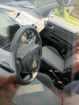 Ford Fusion ND - 8