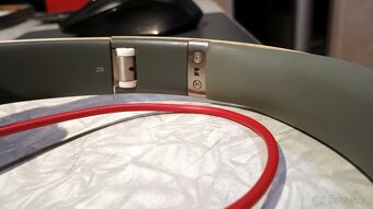 beats. solo 1.0.0 by Dr. Dre - original - 8