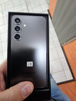 Samsung Galaxy S24 5G - 8