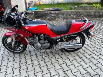 Yamaha XJ 900 - 8