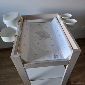 Přebalovací pult, přebalovací podložka a prostěradla - 8