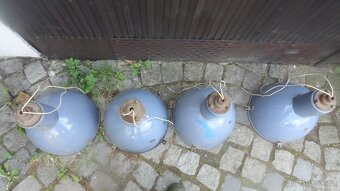 Prodám tyto staré industriální lampy – celkem 8ks - 8