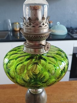 STAROŽITNÁ PETROLEJKA VE STYLU HISTORISMU(DRUHÉ ROKOKO),1900 - 8