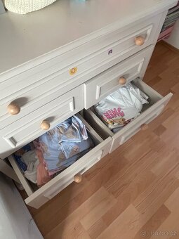Complete Kids Bedroom Set – Bed, Wardrobe & Drawers - 8