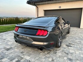 Ford Mustang 2.3 2019 Facelift GT 350 LOOK manual - 8