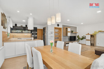 Prodej rodinného domu, 179 m², Všechlapy - 8