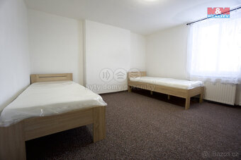 Pronájem bytu 3+1, 52 m², Zlín, ul. Mostní - 8