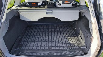 Ford Focus kombi 2010, 1.6. benzín, TOP stav - 8