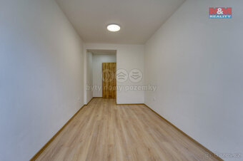 Pronájem bytu 3+kk, 44 m², Plzeň, ul. Zábělská - 8