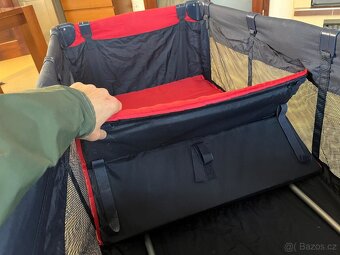 Cestovní skládací postýlka - 8