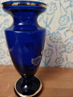 Modrá skleněná váza - 8