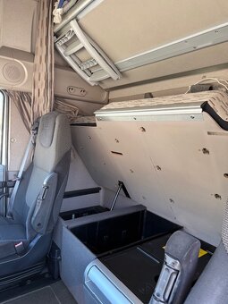 Prodám tahač DAF  XF 2/2016 Najeto 836000km - 8