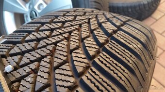 Zimní sada ŠKODA Octavia 4 5x112 R16 pneu 205/60/16 zánovní - 8