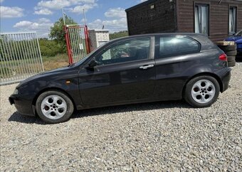 Alfa Romeo 147 1,9 JTD nafta manuál 85 kw - 8