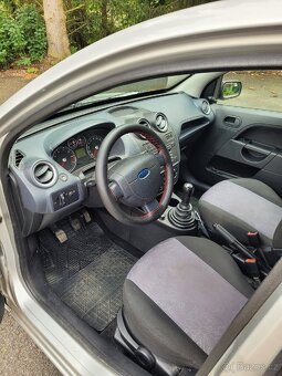 Ford Fiesta - 8