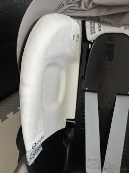 Autosedačka Cybex Cloud Z i-size Soho Grey 0-13kg - 8