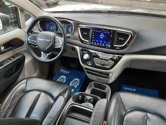 Chrysler Pacifica 3,6L V6, 7míst, kůže, kamera, tažné, LPG - 8