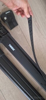 Příčníky/střešní nosič THULE TH958220 černé - 8