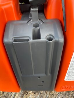 Kanystr Husqvarna k motorové pile, nový, nepoužitý - 8