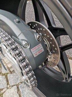 Mv Agusta Brutale R 1090 - 8