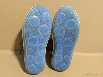 Dámské kotníčkové kožené tenisky Ecco Kinhin - velikost 40 - 8