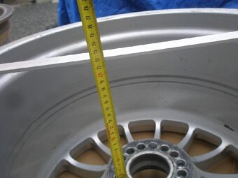 Závodní kola OZ - 8