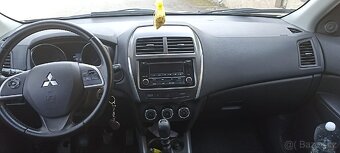 Mitsubishi ASX - 8