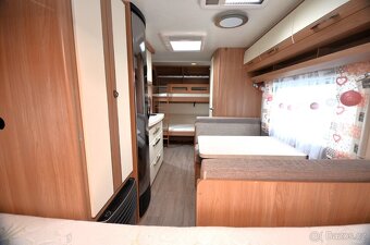 Karavan Hobby De Luxe 490 KMF - 8