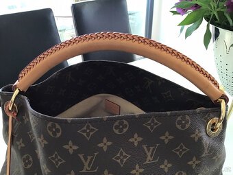 Taška Louis Vuitton Artsy mm - 8