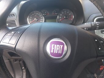 FIAT GRANDE PUNTO 1.4 16V 2009 - 8