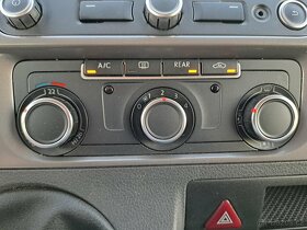 Volkswagen Caravelle LONG 2,0 TDI 2013 NAVIGACE, 9 MÍST - 8