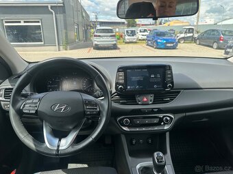 i30 kombi 1,5i 81kW - výbava Comfort 16´´ - km: 44.700 - 8