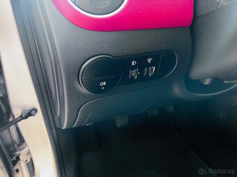 HYUNDAI i 10 1.1 i NAJETO JEN NECELÝCH 47 TIS KM ALU KOLA - 8