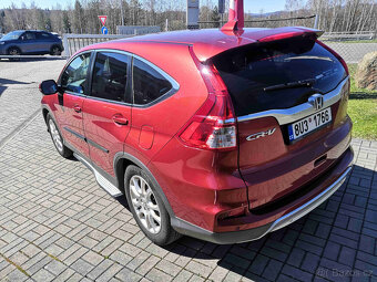 Honda CR-V 2.0 i-VTEC Elegance 4x2 - 8
