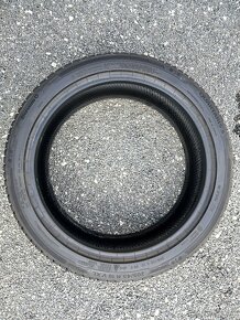 Zánovní celoroční pneu Barum 205/45/18 super vzorek 9mm - 8