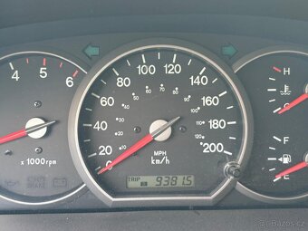 KIA CARNIVAL 2.9CRD - 8