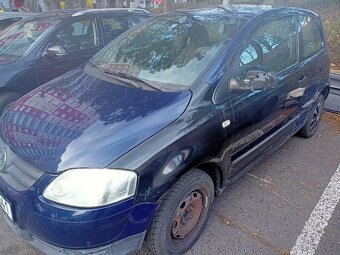 VW Fox 1,2i na dodělání nebo ND po ťukanci na bok, r.v 08 - 8