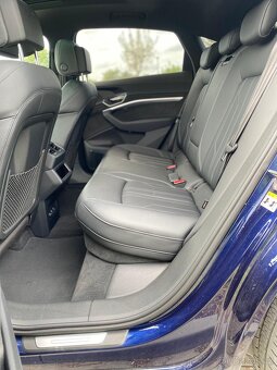 Audi e-tron 55 2020 Sportback S-line 300 kW QUATTRO - 8