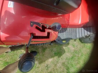 Zahradní traktor Mountfield TM 40. Dohoda V perf. stavu. - 8