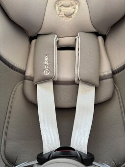 Cybex autosedačky se základnou - 8
