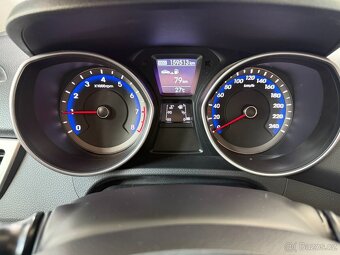 Hyundai i30 1.4 73 kW 1.majitel - 8