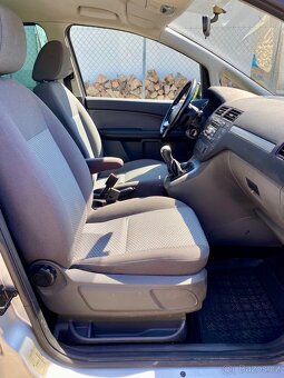 Ford Focus C-Max - 8